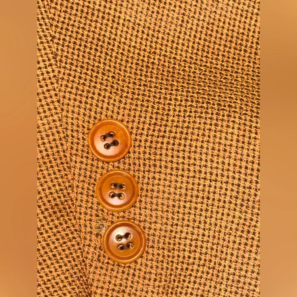 Pal Zileri. Rare Custom Lightweight Wool Blazer. Orange/Brown. Size 46.
